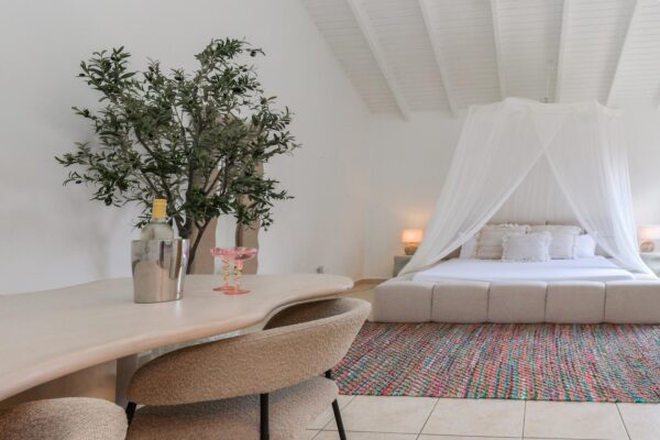 Studio Palm Eettafel