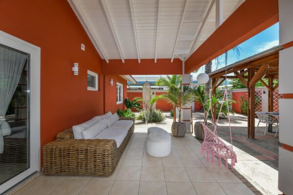 Beach woonhuis buiten zitten