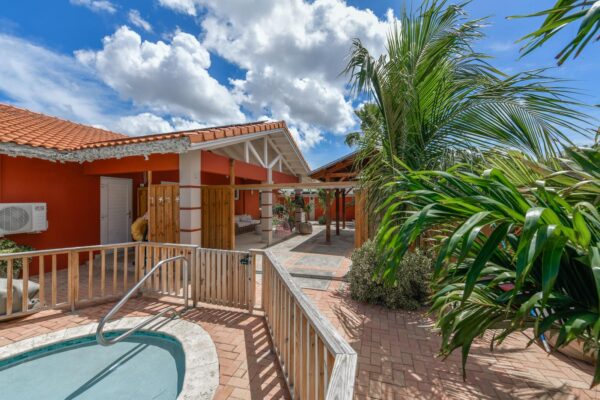 Beach woonhuis buiten zwembad